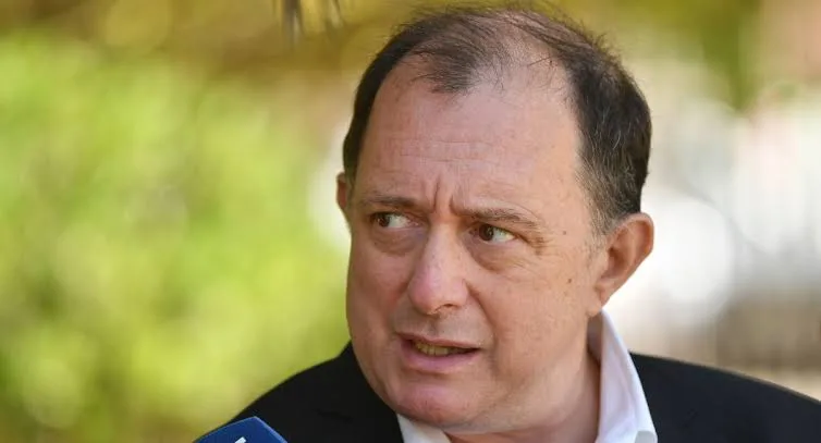 La loza rota de Poduje [Por Juan Marcos Henríquez]