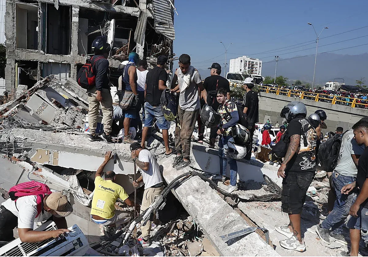 Más de cien muertos tras violento terremoto 7,4 en Colombia: Decretan estado de desastre nacional