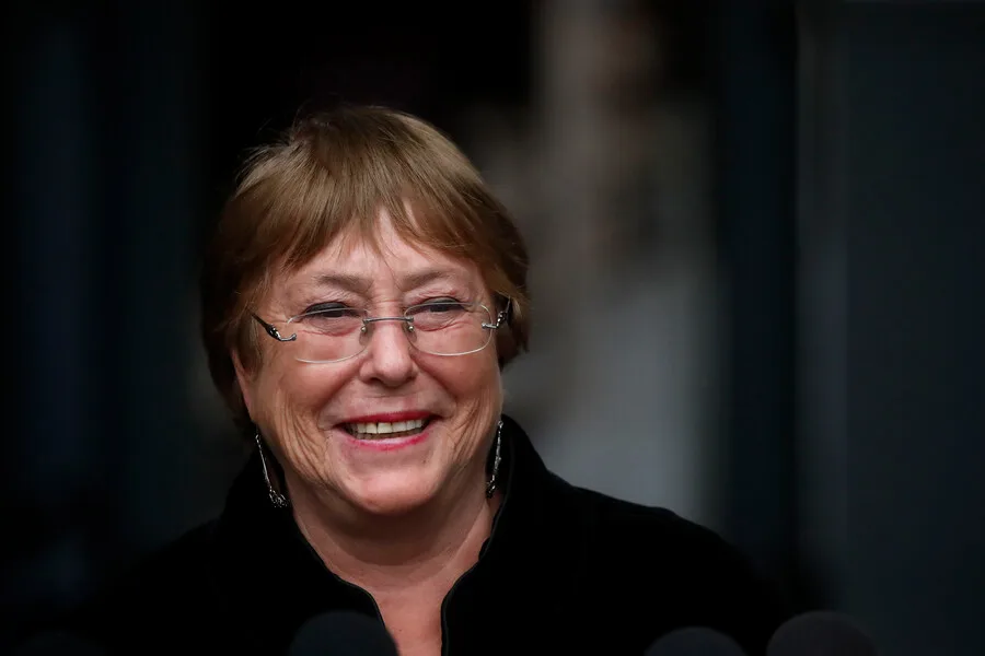 "Yo creo que sí": Michelle Bachelet abre la puerta a una tercera candidatura a La Moneda