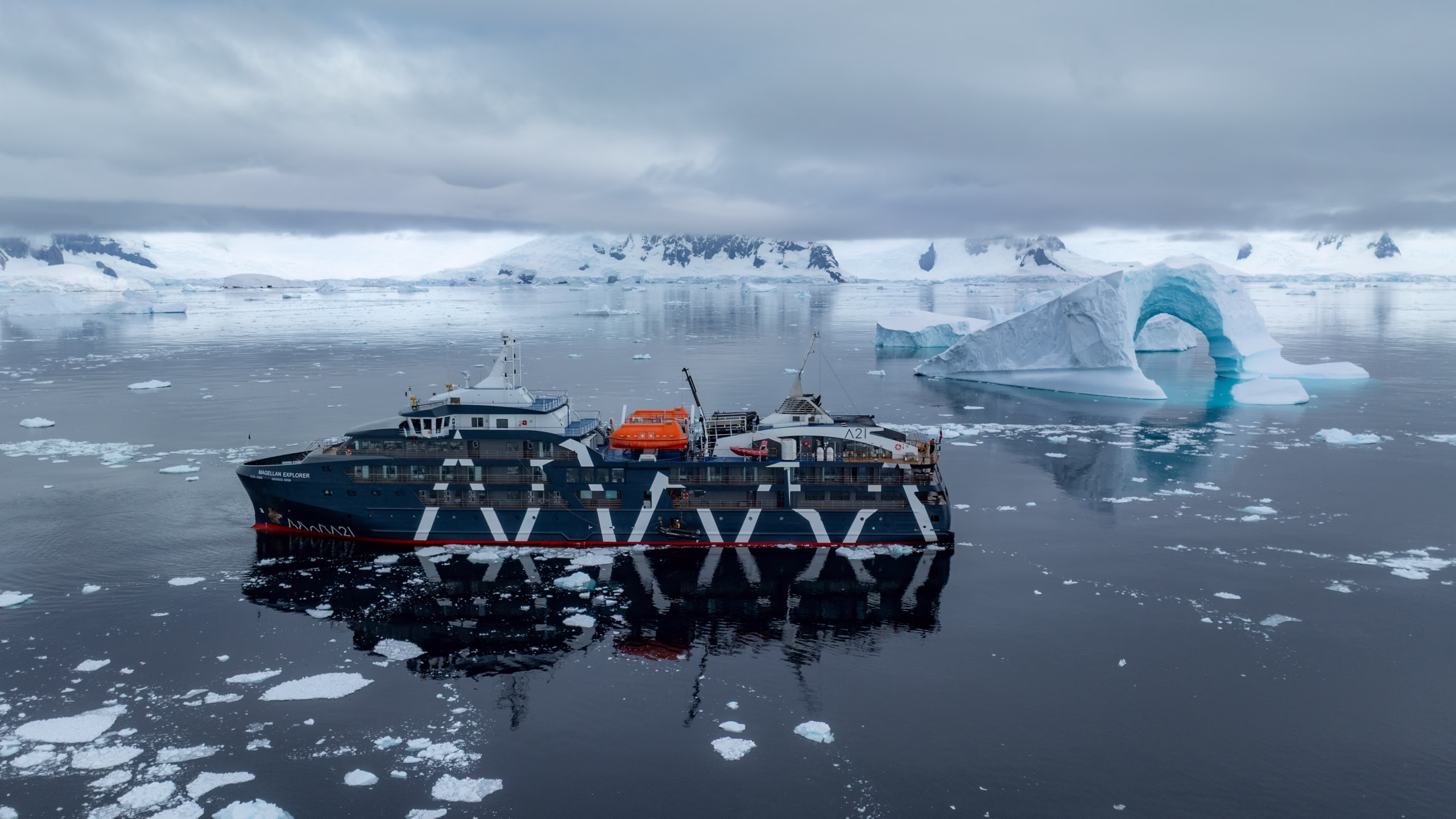 Antarctica21 cierra histórica temporada y prepara el debut de su buque híbrido-eléctrico